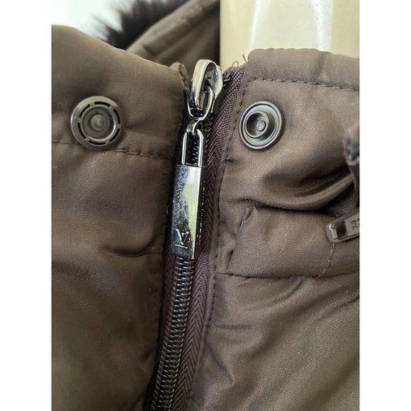 Louis Vuitton Lightweight Puffer Jacket Brown Removable Hood Fur Trim Qu… - Picture 6 of 11